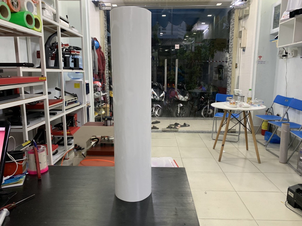 Decal PVC chuyển nhiệt khổ 60cm x 50m màu Trắng